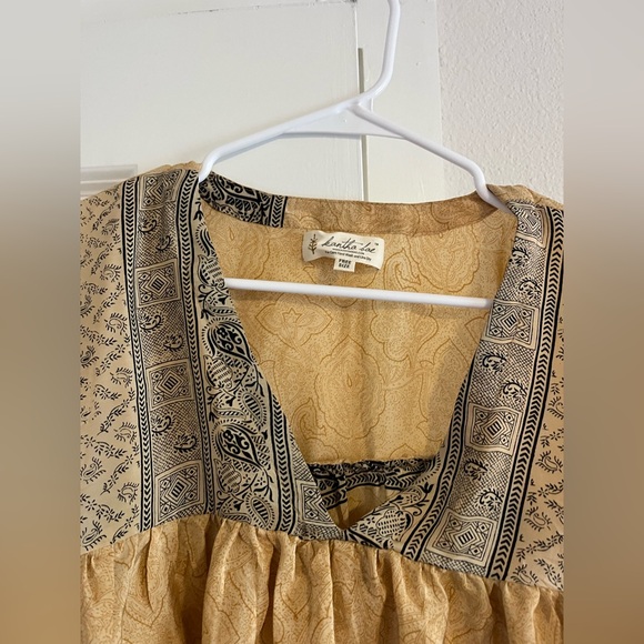 Kantha bae silk top Free size - Picture 2 of 5
